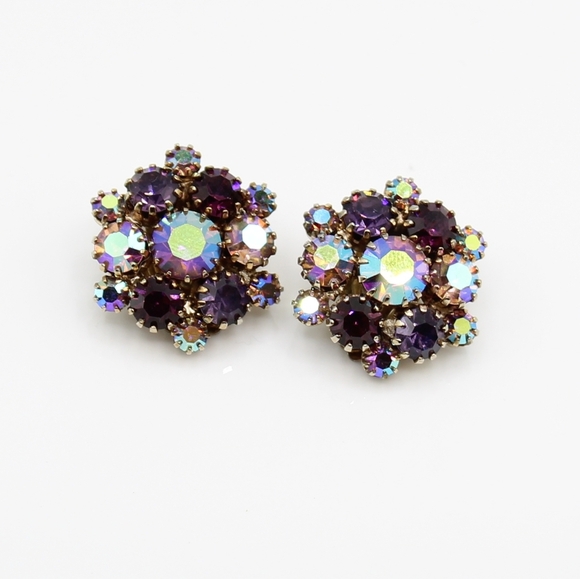Vintage Jewelry - Vintage rhinestone clip earrings